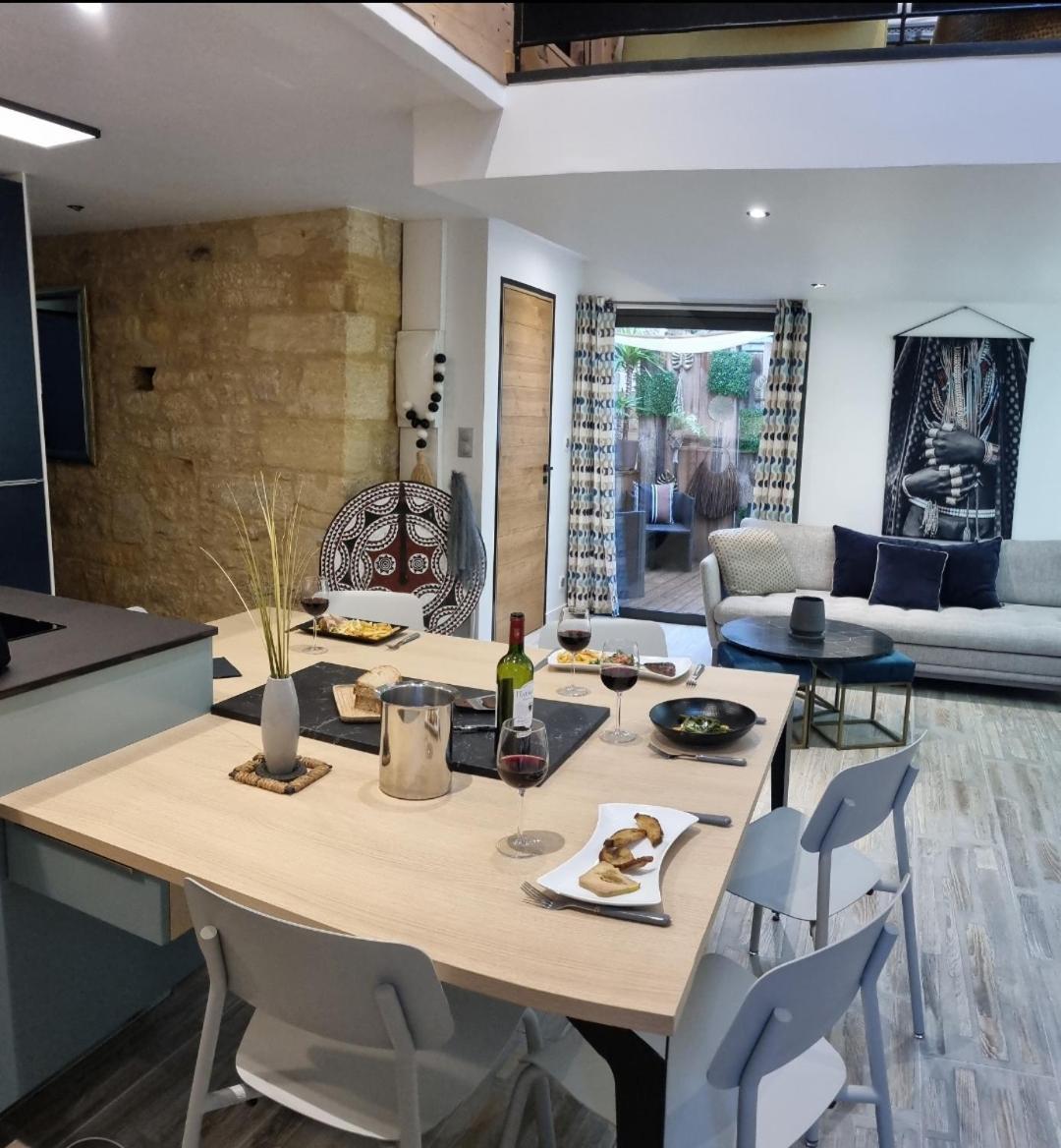 Appartement Avec Terrasse & Parking Sarlat Centre Exteriér fotografie